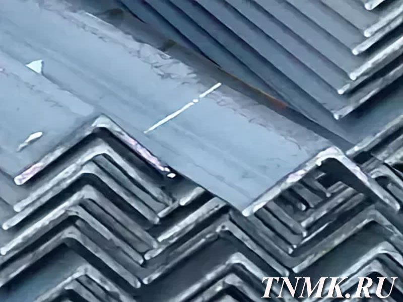 Уголок гнутый равнополочный 63х63х3 мм ст. 3сп / 3пс ГОСТ 19771-93 купить в Севастополе